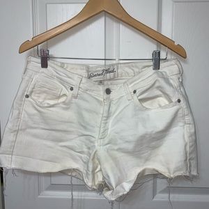 Women’s White Shorts Great Condition